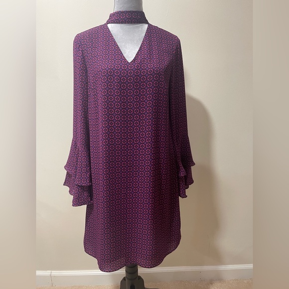 CeCe V-Neck Ruffled Long Sleeves Print Dress - Picture 7 of 12